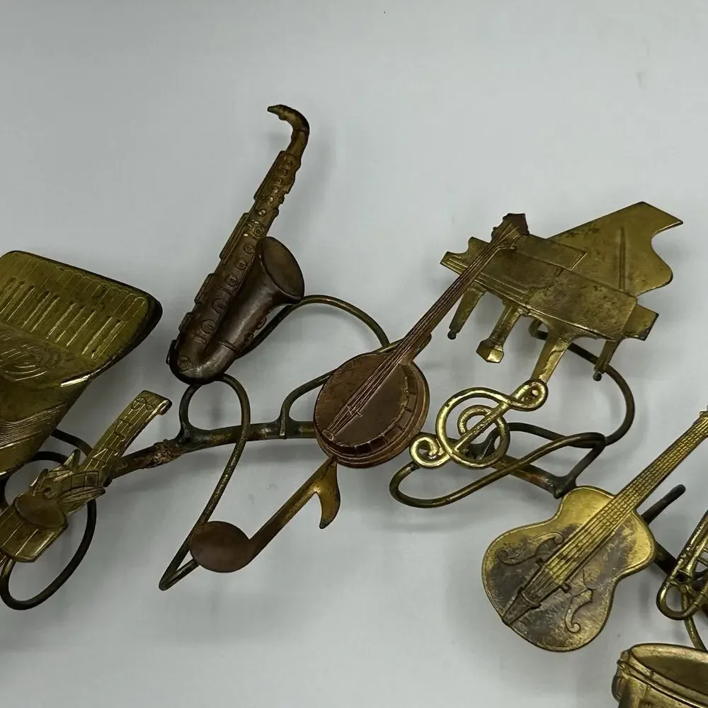 Dresden Petite Brass Musical Instrument Wreath Vintage 9” 28 pcs Gold, Germany